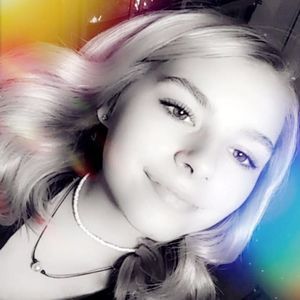 Meet your Posher, Brianna grace